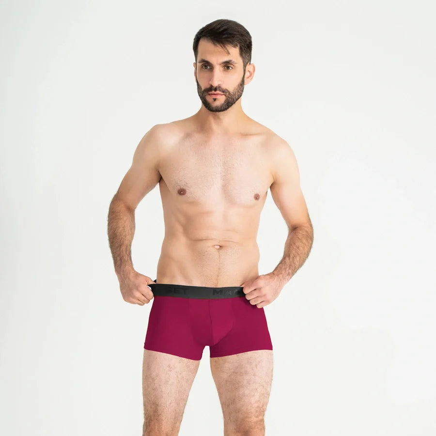 Comfortable men’s underwear by Man’s SET, burgundy stretch trunks with black waistband, front view