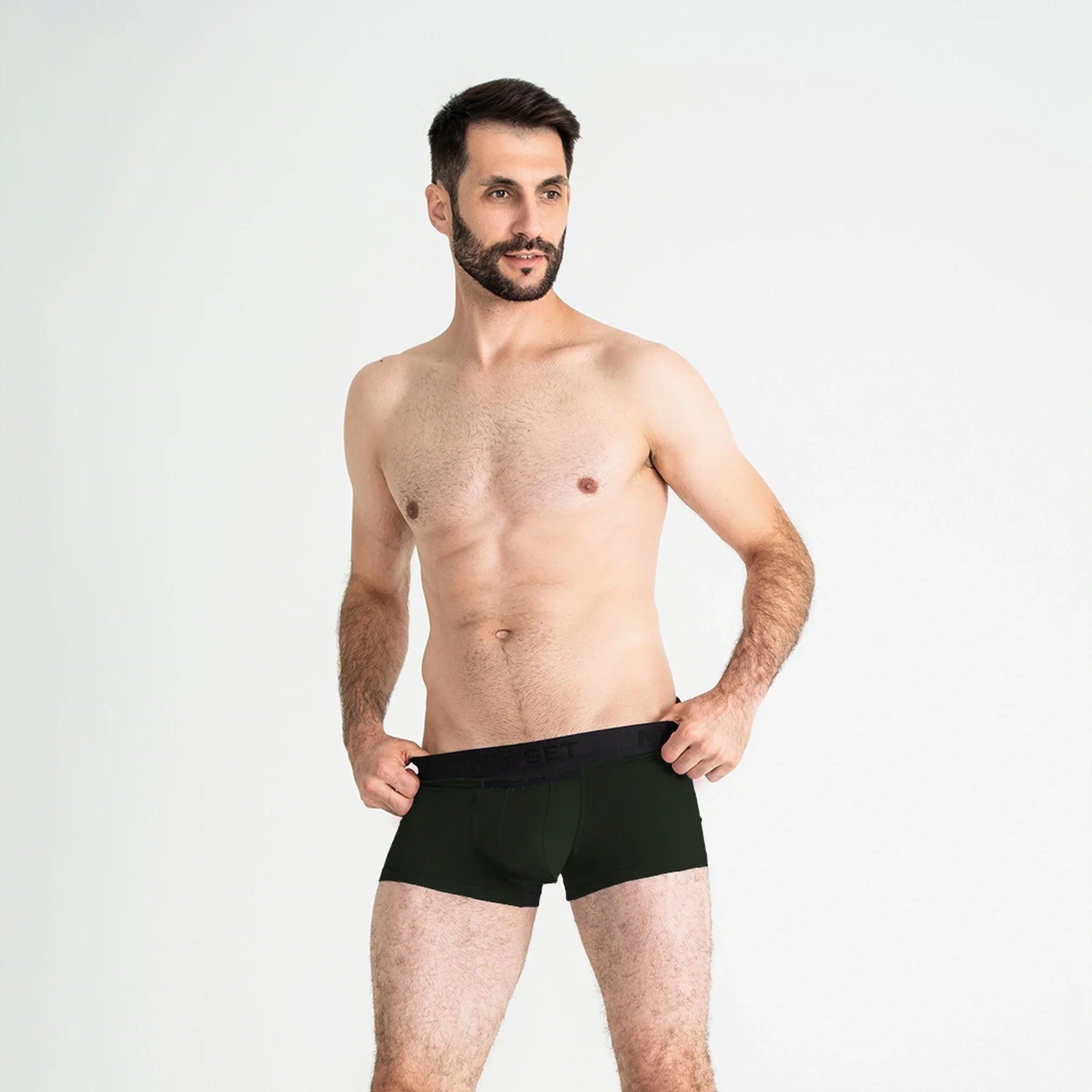 Men's Trunks AirFlow with Reduced Chafing in Green, On Model